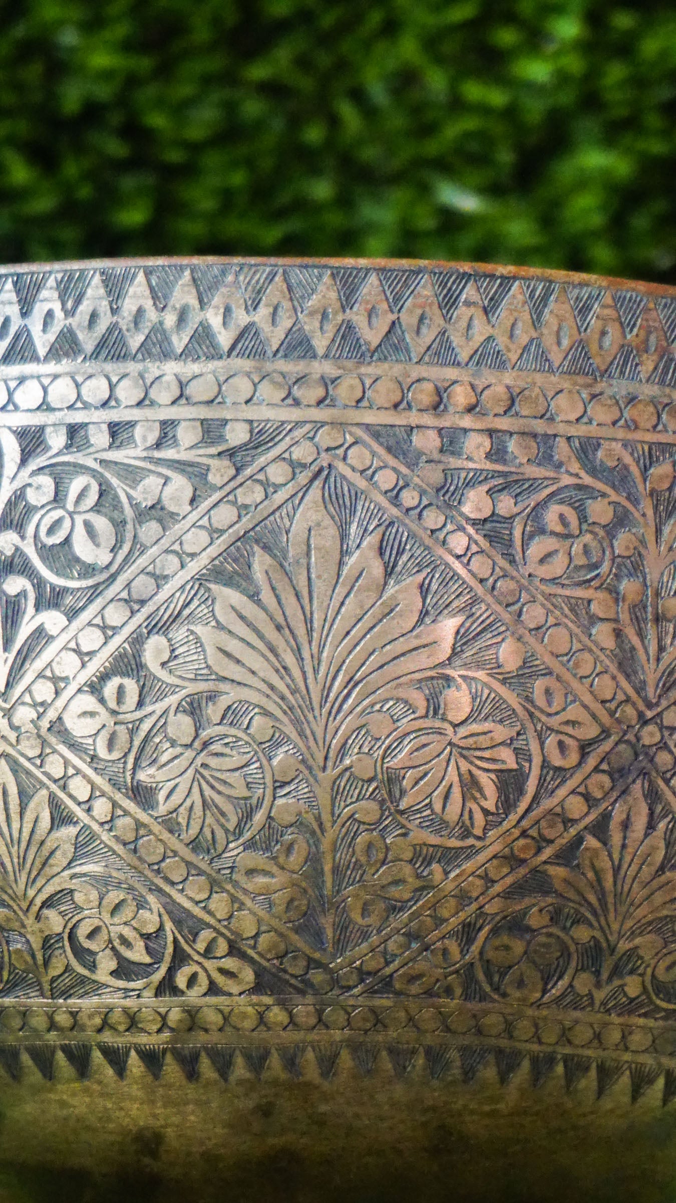 Handcrafted Semi-antique singing bowl made in Nepal with detailed carvings