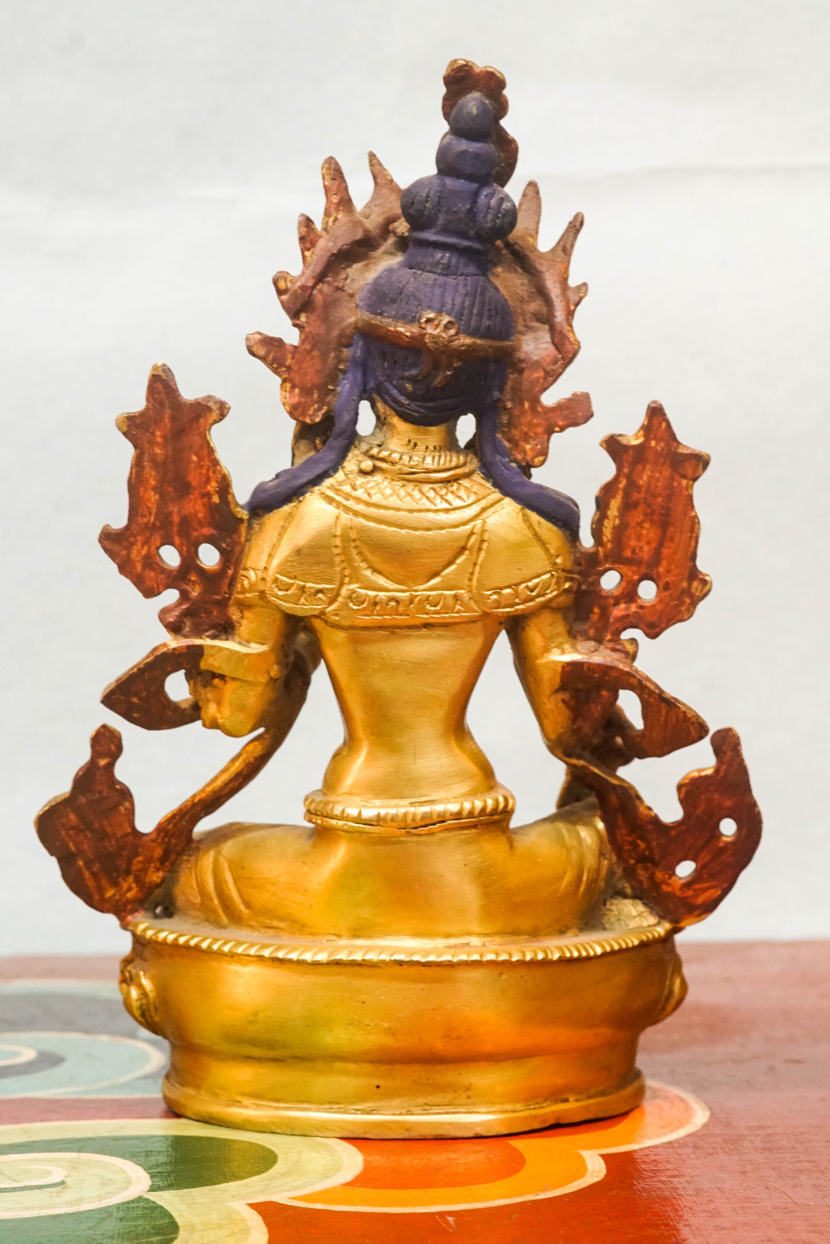 Green Tara gold-plated statue, Known as the “Mother of All Buddhas,” she offers protection, courage, and healing. Also it is ideal for meditation, altar display, or spiritual gifting.