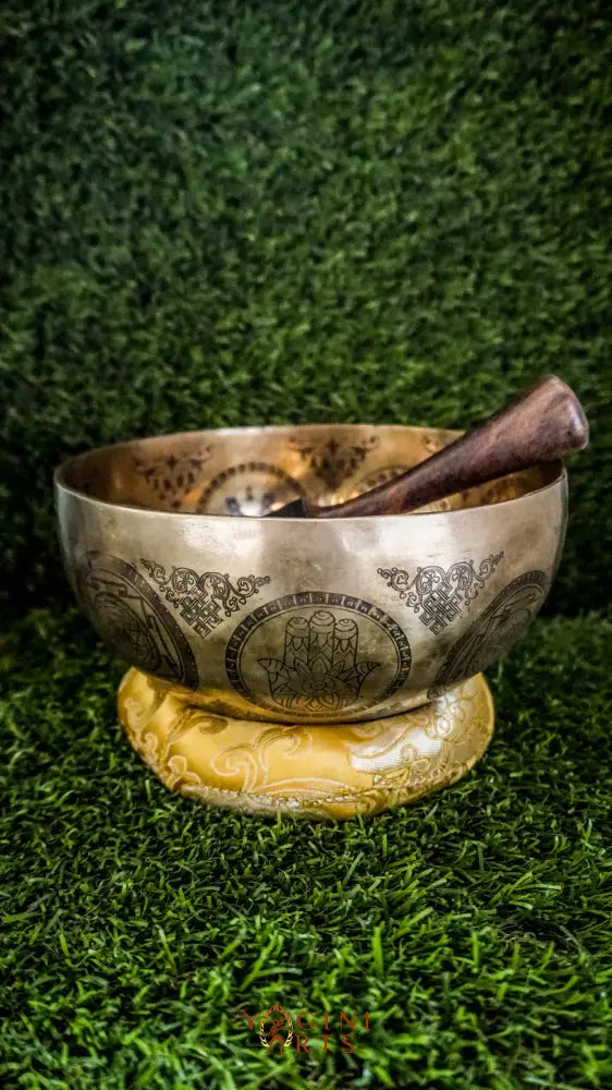 Awaken strength and clarity with our handcrafted Dragon Singing Bowl. The engraved dragon symbolizes protection and transformation. It produces deep, calming tones that ground your energy and boost focus. Sacred mantras on the outside offer spiritual protection. Perfect for meditation and healing, this bowl supports emotional balance and personal growth.