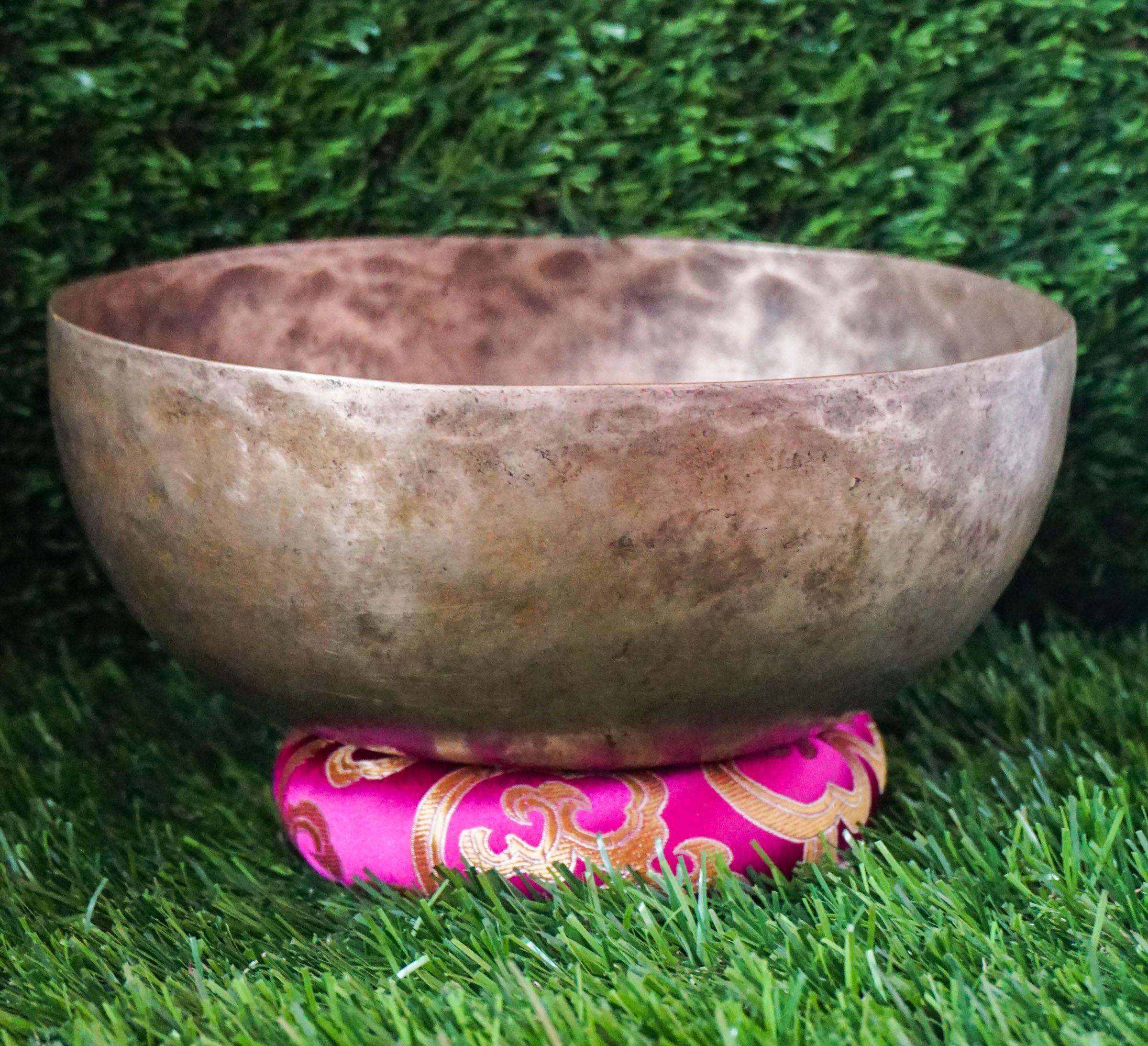 Antique singing bowl handcrafted in Nepal with copper and tin alloy, antique finish, used for meditation and sound healing