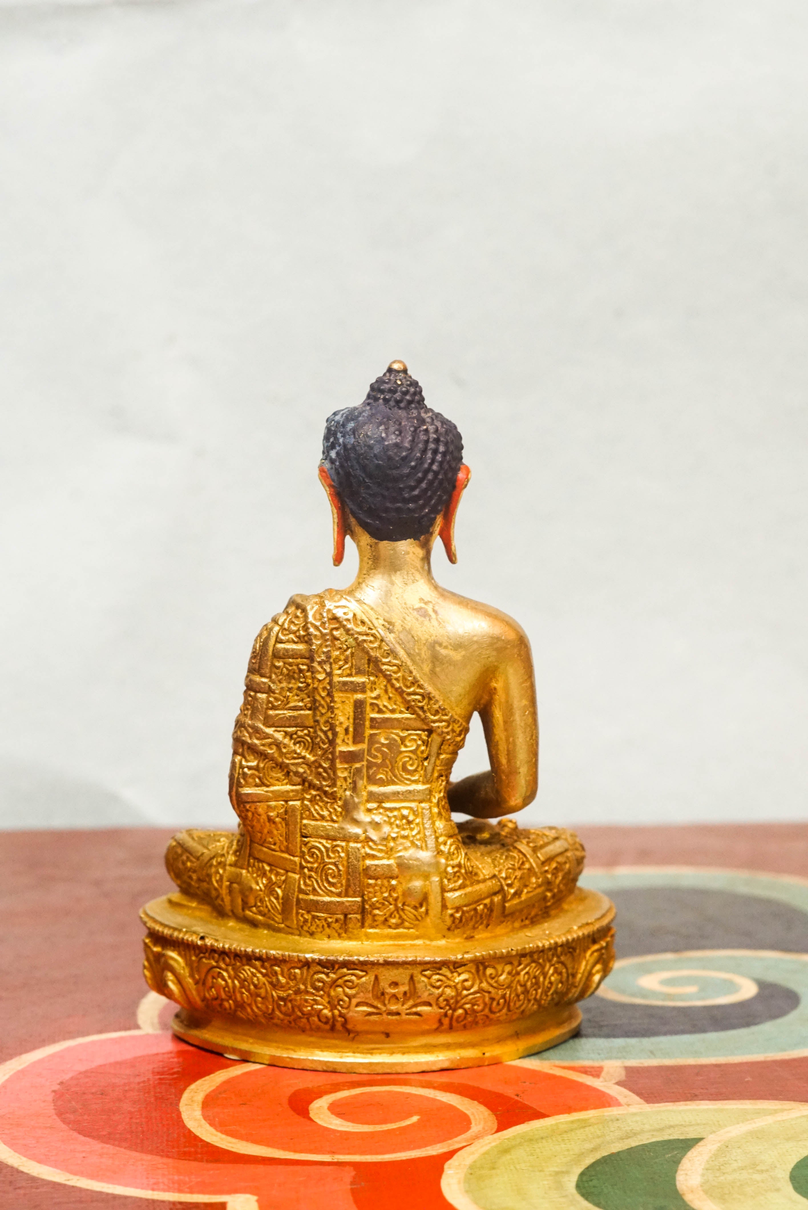 Buddha statue of inner peace, it depicts the Buddha in a calm meditation or teaching posture. This statue inspires mindfulness, spiritual growth, and inner harmony in any sacred environment.