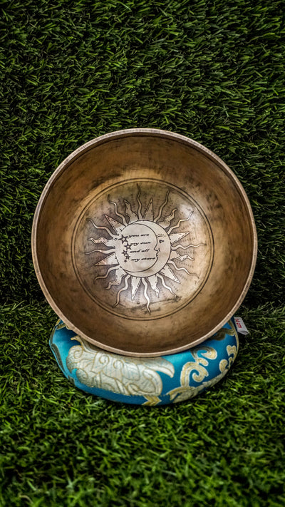 The Special Gift Singing Bowl is a symbol of gratitude, love, and connection. Featuring a blessing symbol at its center and elegant engravings throughout, it produces gentle tones that inspire peace and presence. A meaningful choice for any special occasion or mindful moment.