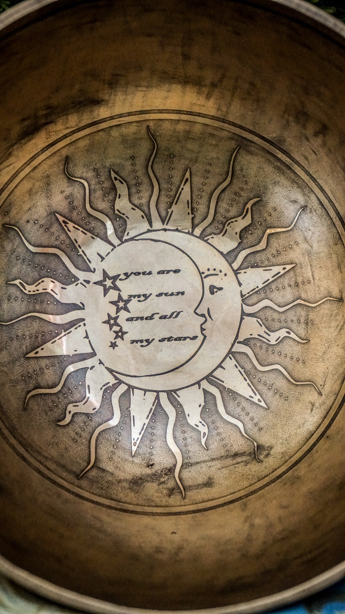 The Special Gift Singing Bowl is a symbol of gratitude, love, and connection. Featuring a blessing symbol at its center and elegant engravings throughout, it produces gentle tones that inspire peace and presence. A meaningful choice for any special occasion or mindful moment.