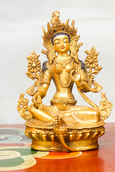 Green Tara gold-plated statue, Known as the “Mother of All Buddhas,” she offers protection, courage, and healing. Also it is ideal for meditation, altar display, or spiritual gifting.