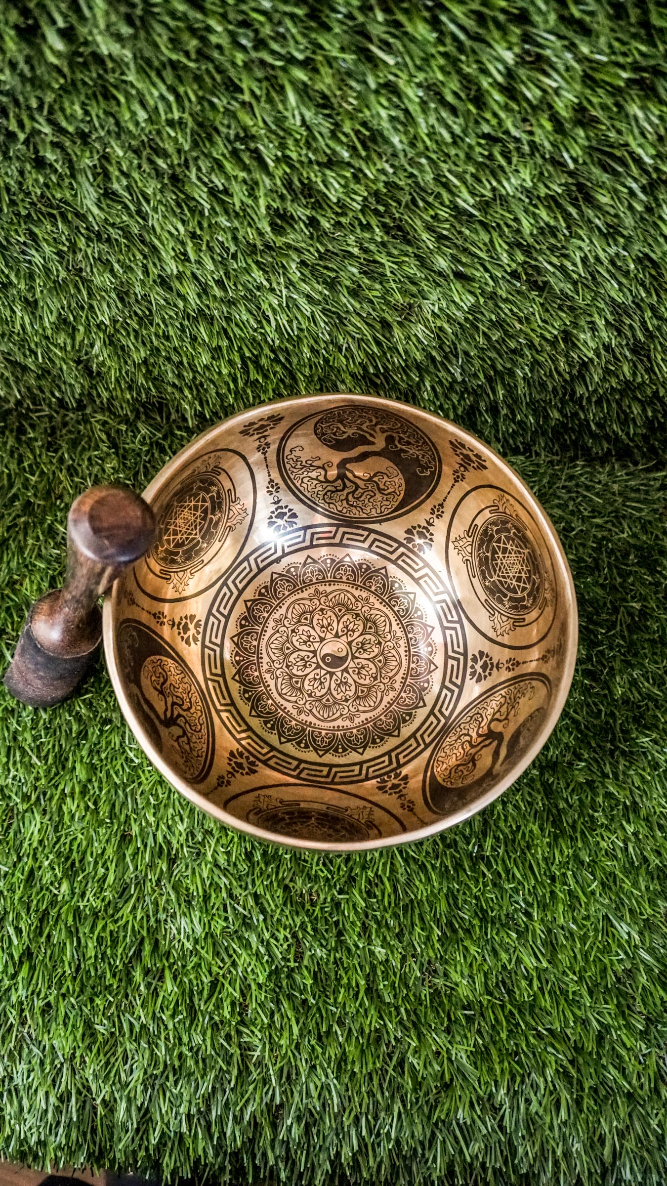 Ying Yang Singing Bowl