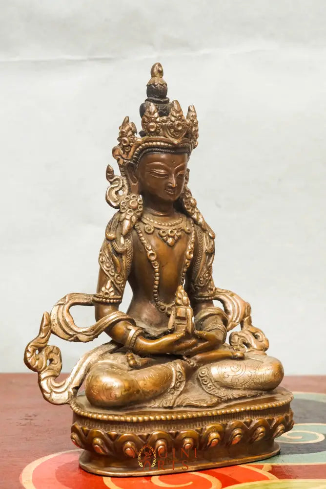 Amitayus Buddha statue, a symbol of long life, clarity, and spiritual abundance offering healing energy. 
It is mindful presence for your altar, meditation space, or sacred corner.