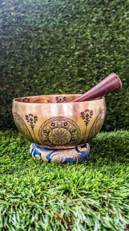 The Flower Singing Bowl symbolizes growth and peace, with delicate patterns and mandalas that create harmony. Its gentle tone supports calm, focus, and presence.